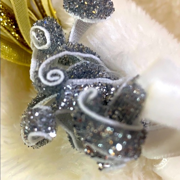 Creamy faux fur unicorn hoodie/coat w/silver wings - Picture 11 of 16